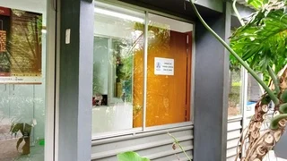 Oficina Lateral derecha